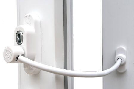 Блокиратор на окна Penkid с тросиком